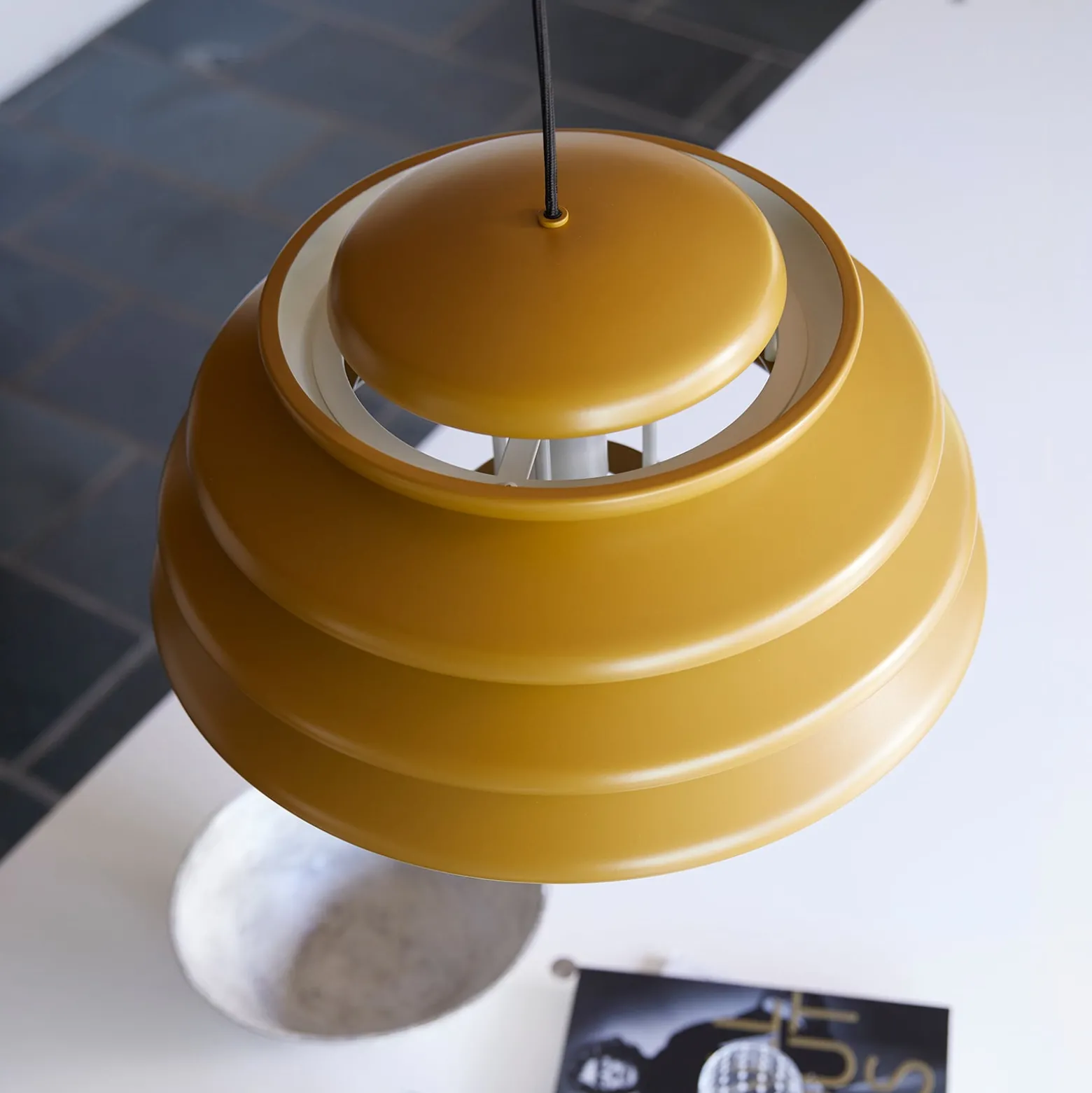 VERPAN Hive Pendellampe gelb