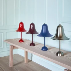 VERPAN Pantop Tischlampe blau matt