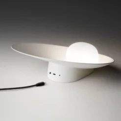 Vibia LED-Akkutischleuchte Musa 7404, weiß