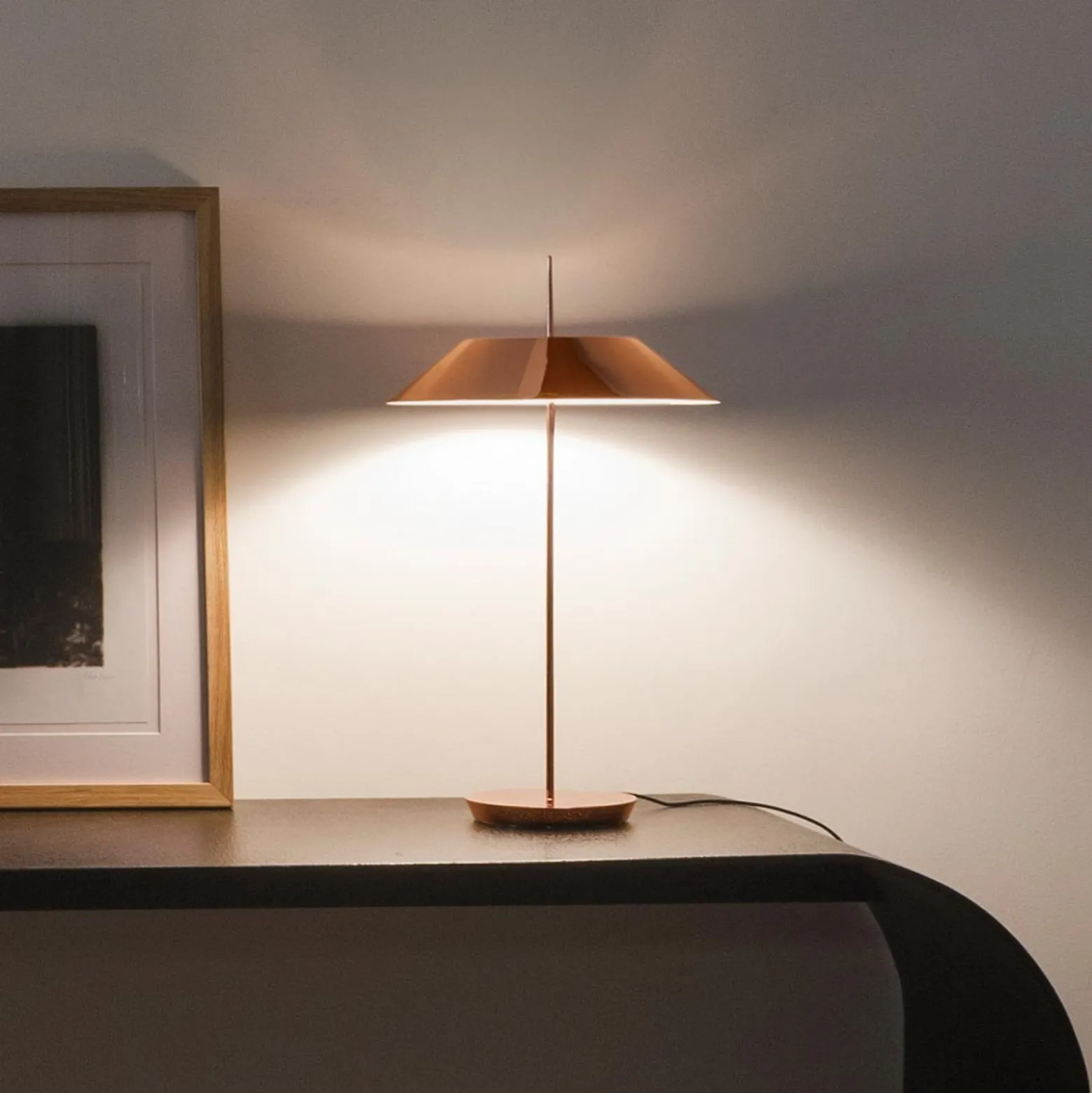 Vibia Mayfair LED-Tischlampe, kupfer glänzend