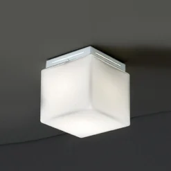 Weiße Deckenleuchte Cubis