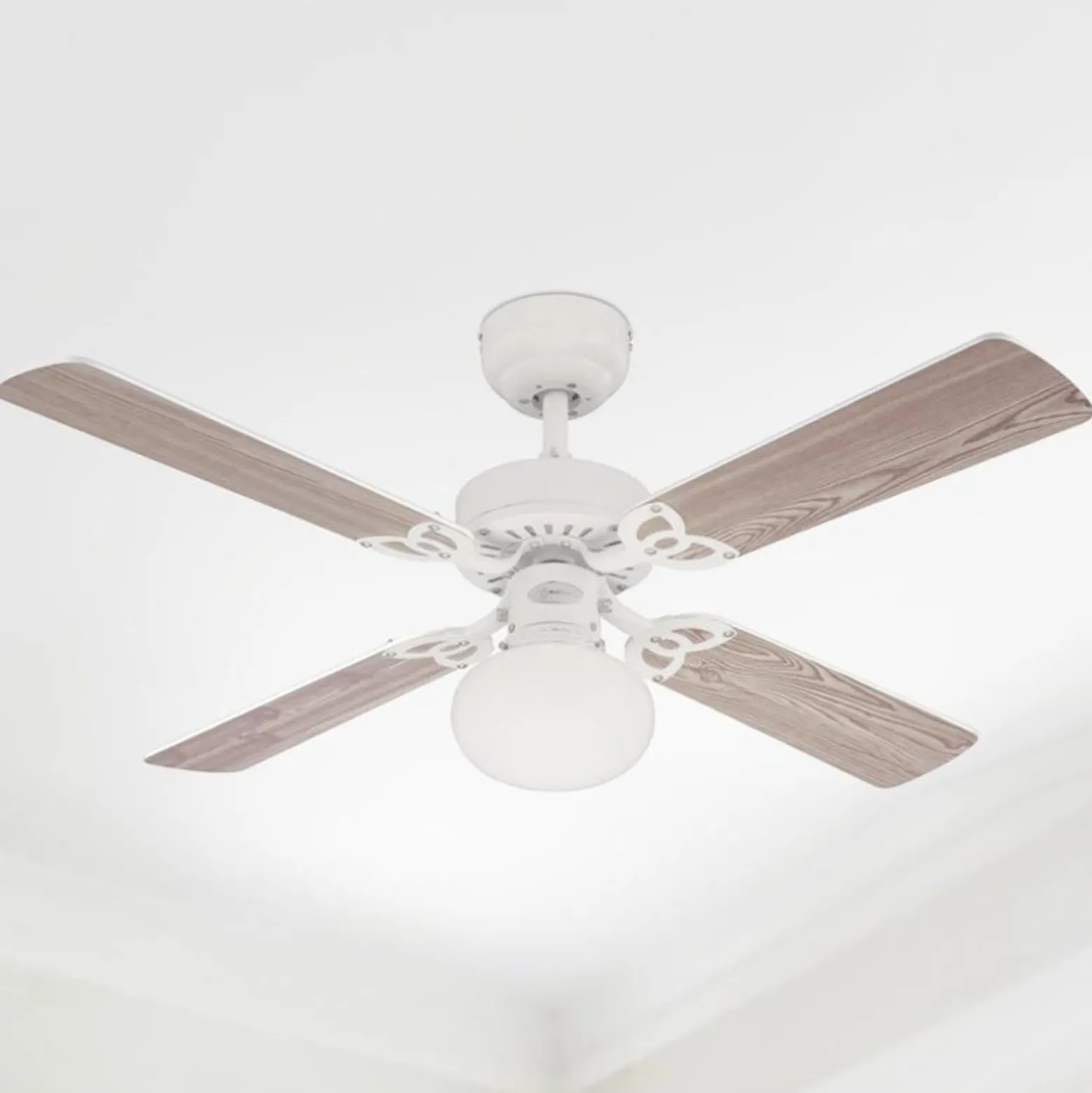 Westinghouse Deckenventilator Vegas, Licht weiß/kiefer leise