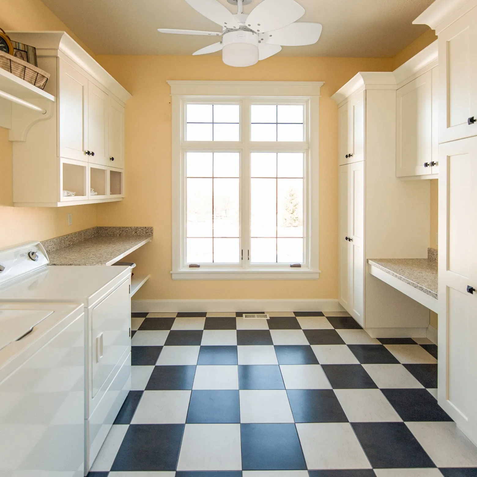 Westinghouse Flora Royale Ventilator mit Licht