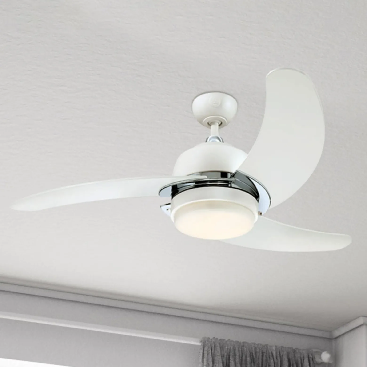 Westinghouse Simone Ventilator, LED-Lampe, weiß